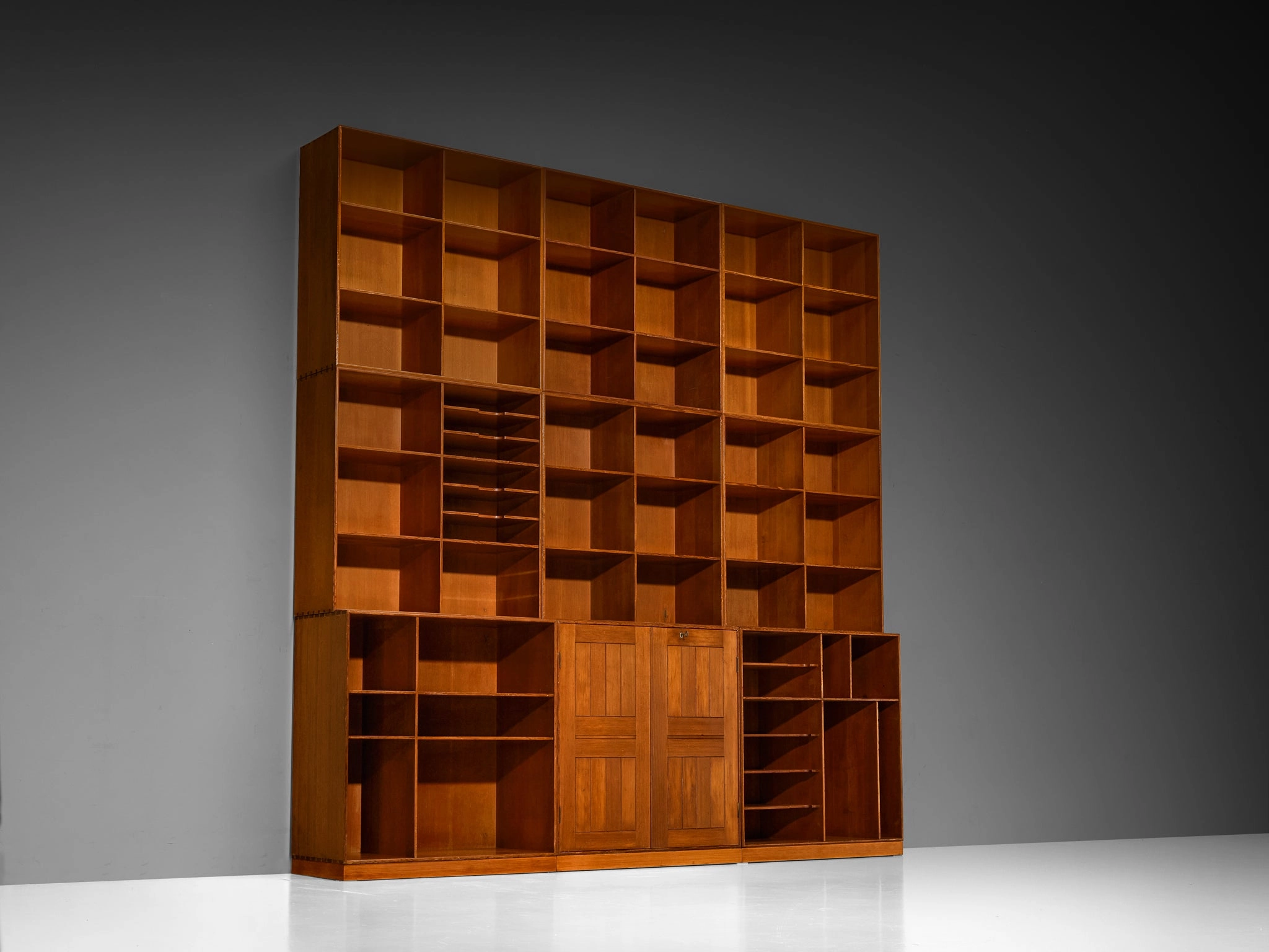 Mogens Koch for Rud Radmussen Modular Library in Pine