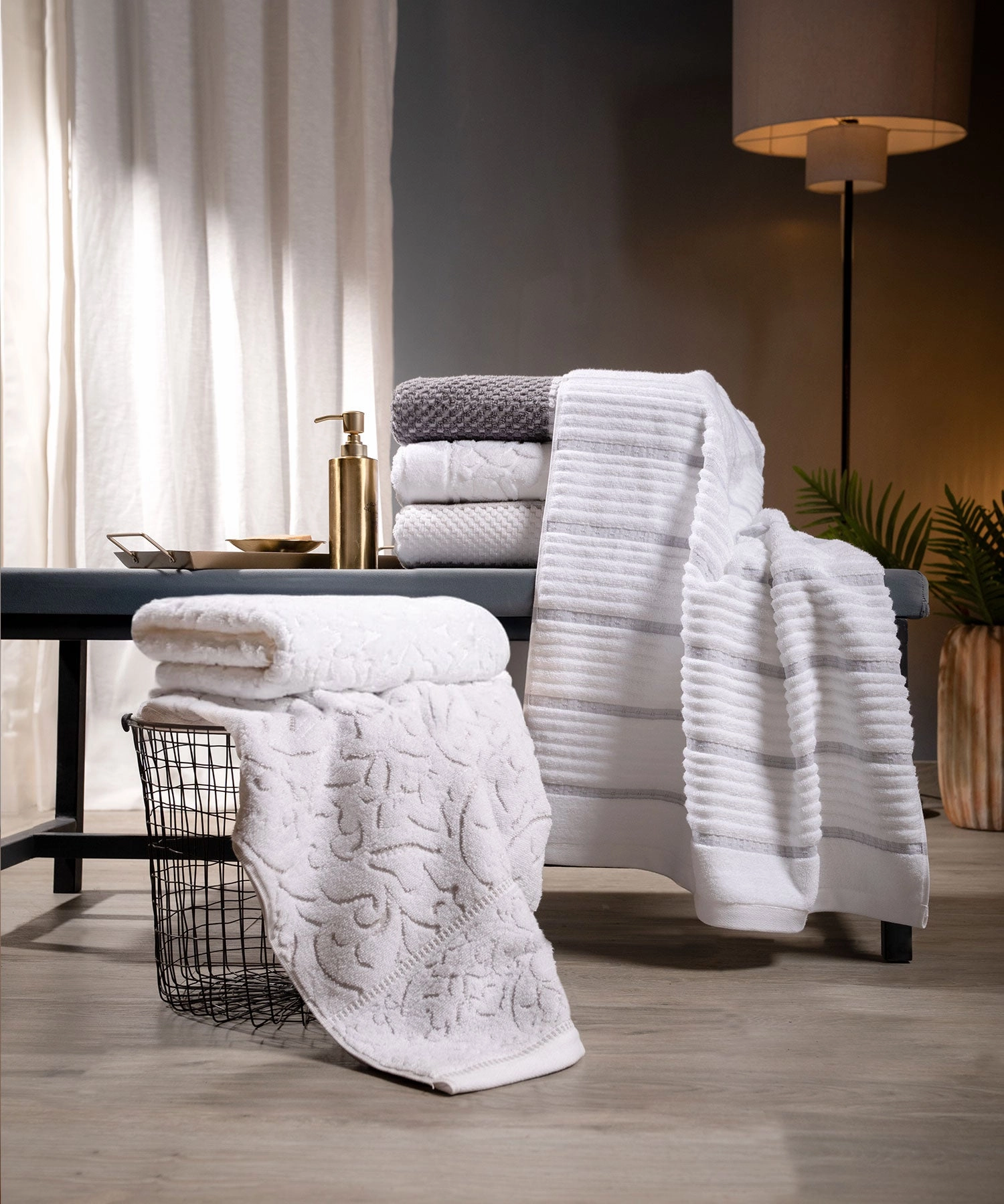 Nectarsoft Be Our Guest Bath Towel, 625 GSM, 100% Cotton, White,  Elanz