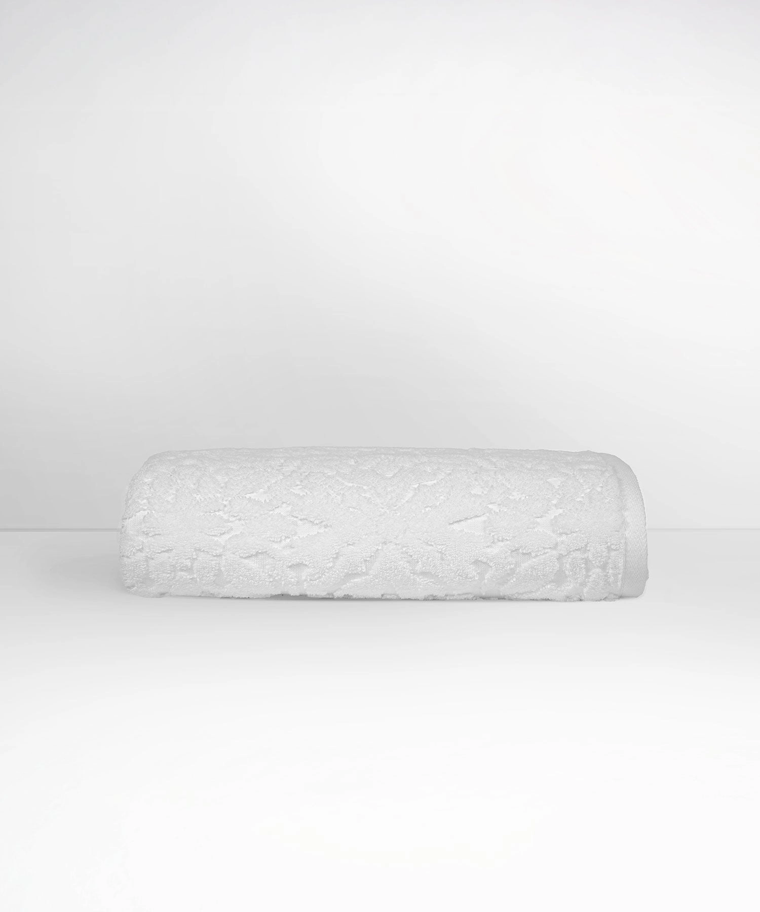 Nectarsoft Be Our Guest Bath Towel, 625 GSM, 100% Cotton, White, Ixora