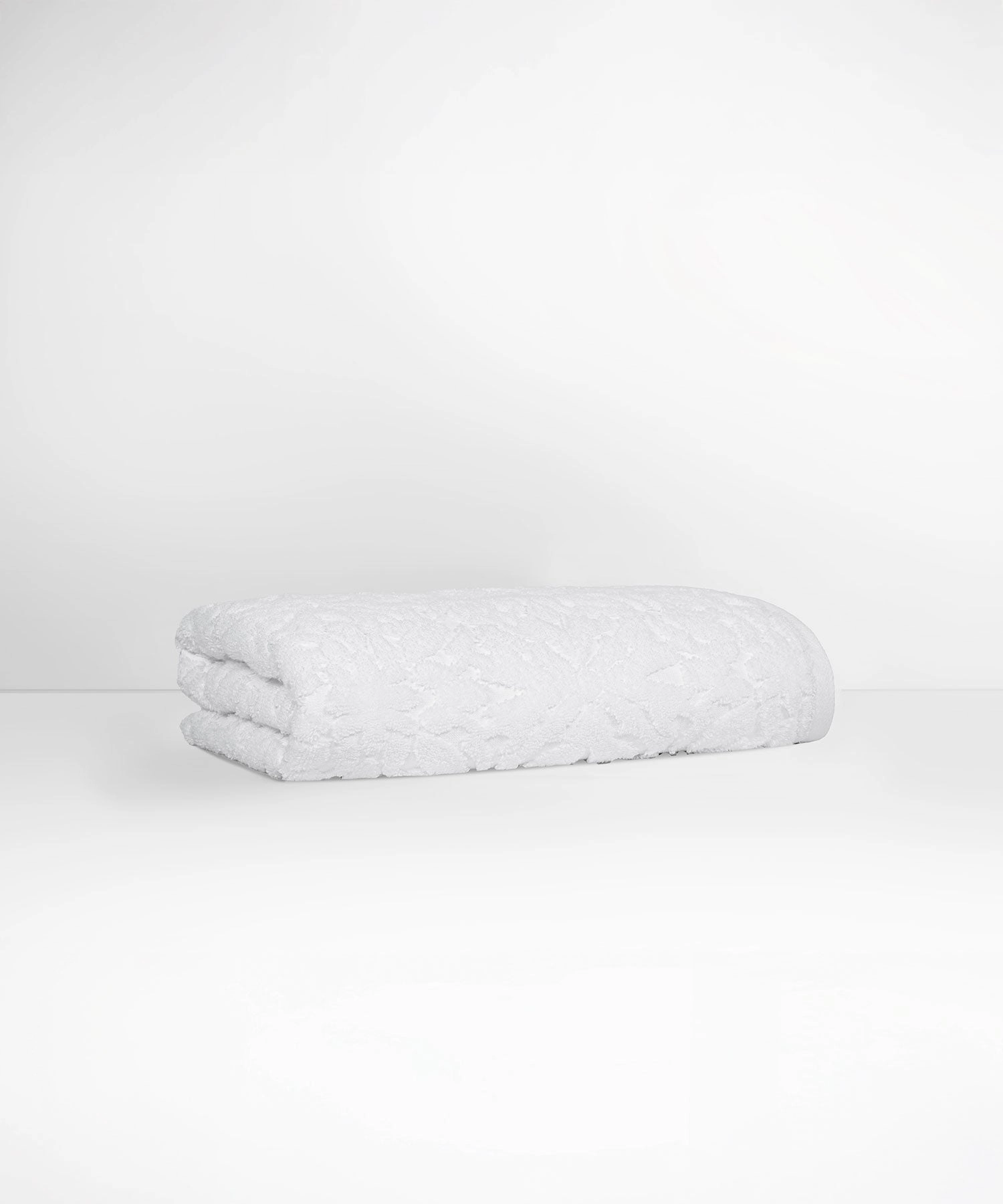 Nectarsoft Be Our Guest Bath Towel, 625 GSM, 100% Cotton, White, Ixora
