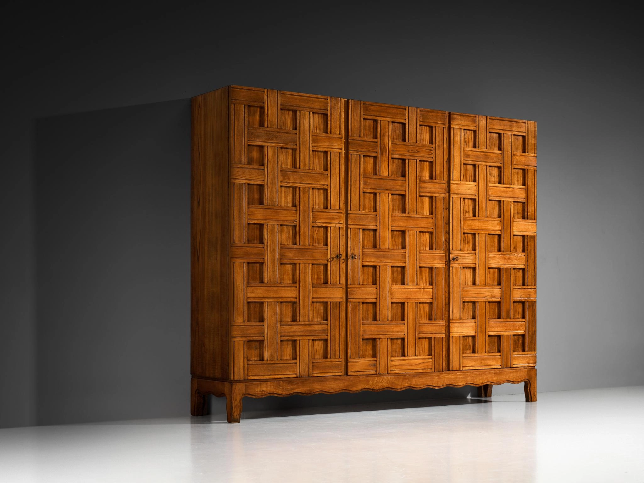 Paolo Buffa Large Highboard or Wardrobe in Chestnut 1940s