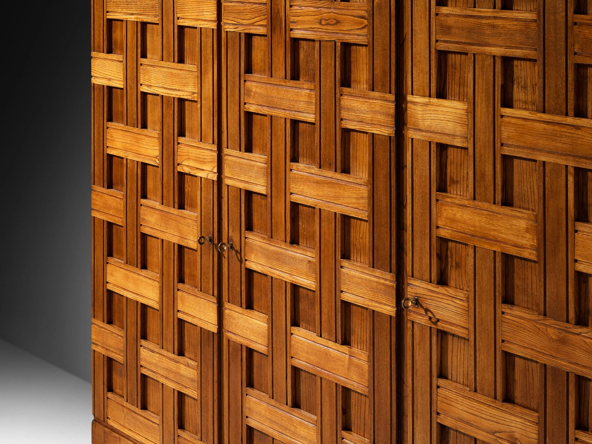 Paolo Buffa Large Highboard or Wardrobe in Chestnut 1940s
