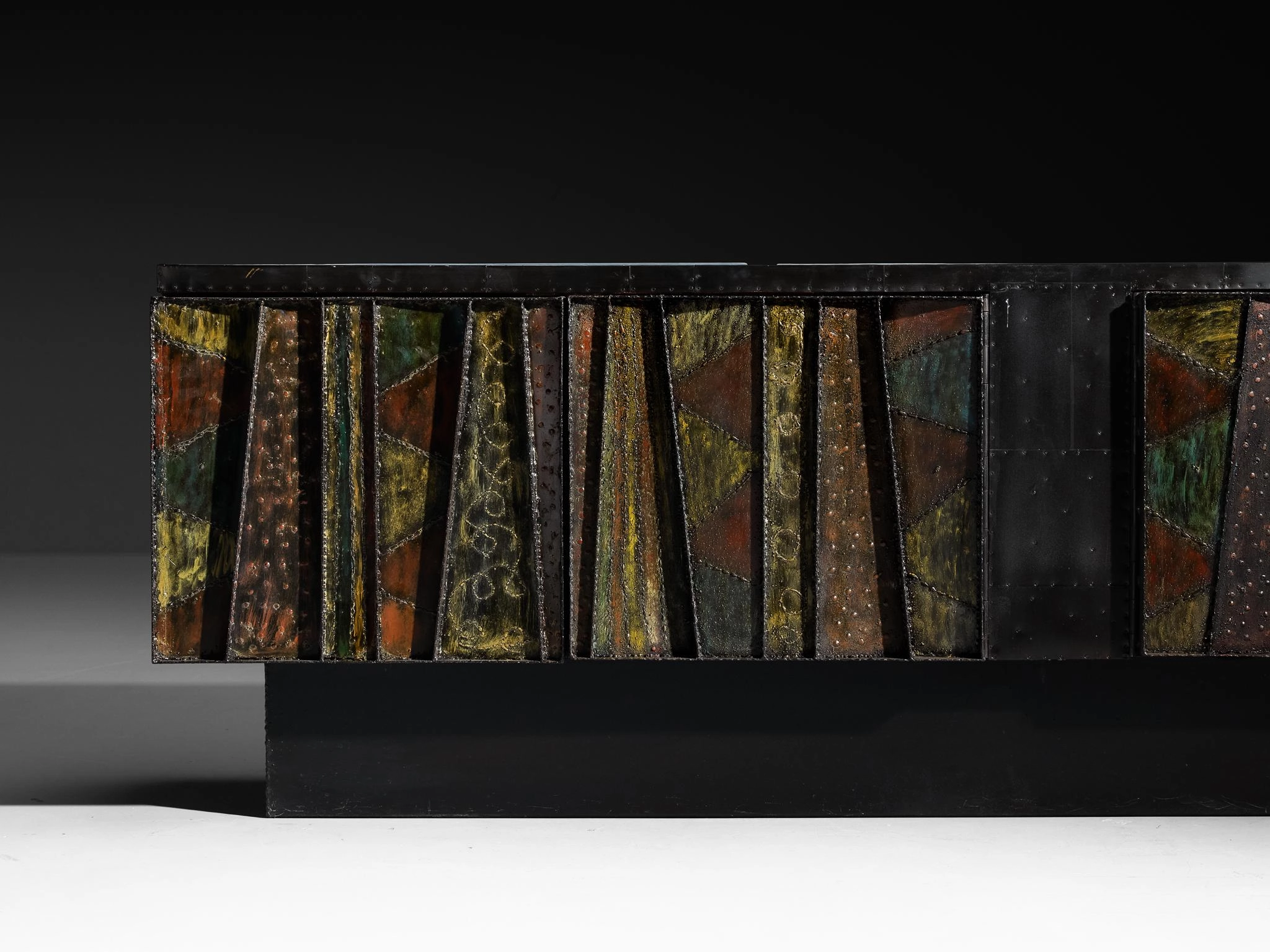 Paul Evans 'Deep Relief' Free-Standing Sideboard