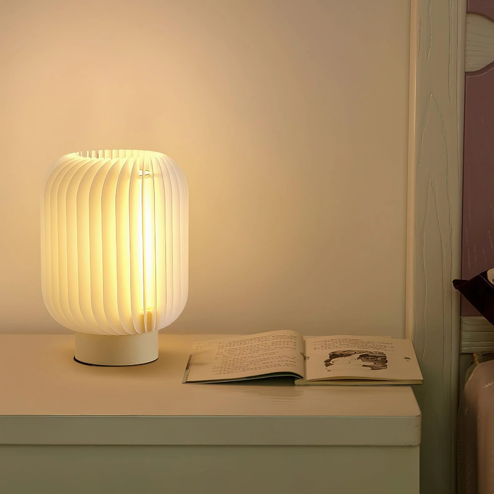 Pleated Table Lamp