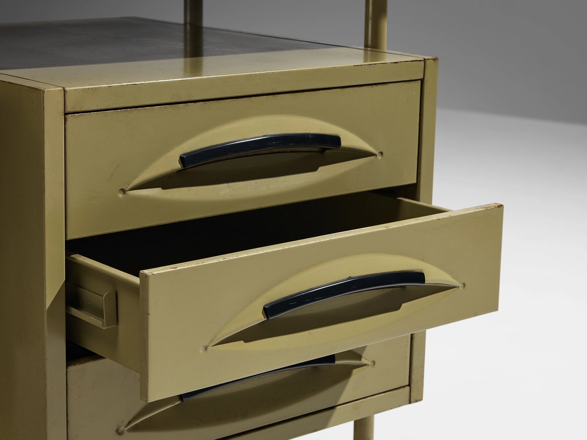 Rare Studio BBPR for Olivetti Spazio Sideboard in Green Coated Steel