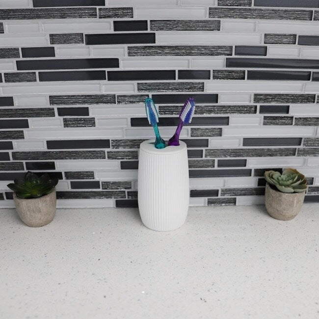 Ribbed Plastic Toothbrush Holder, White