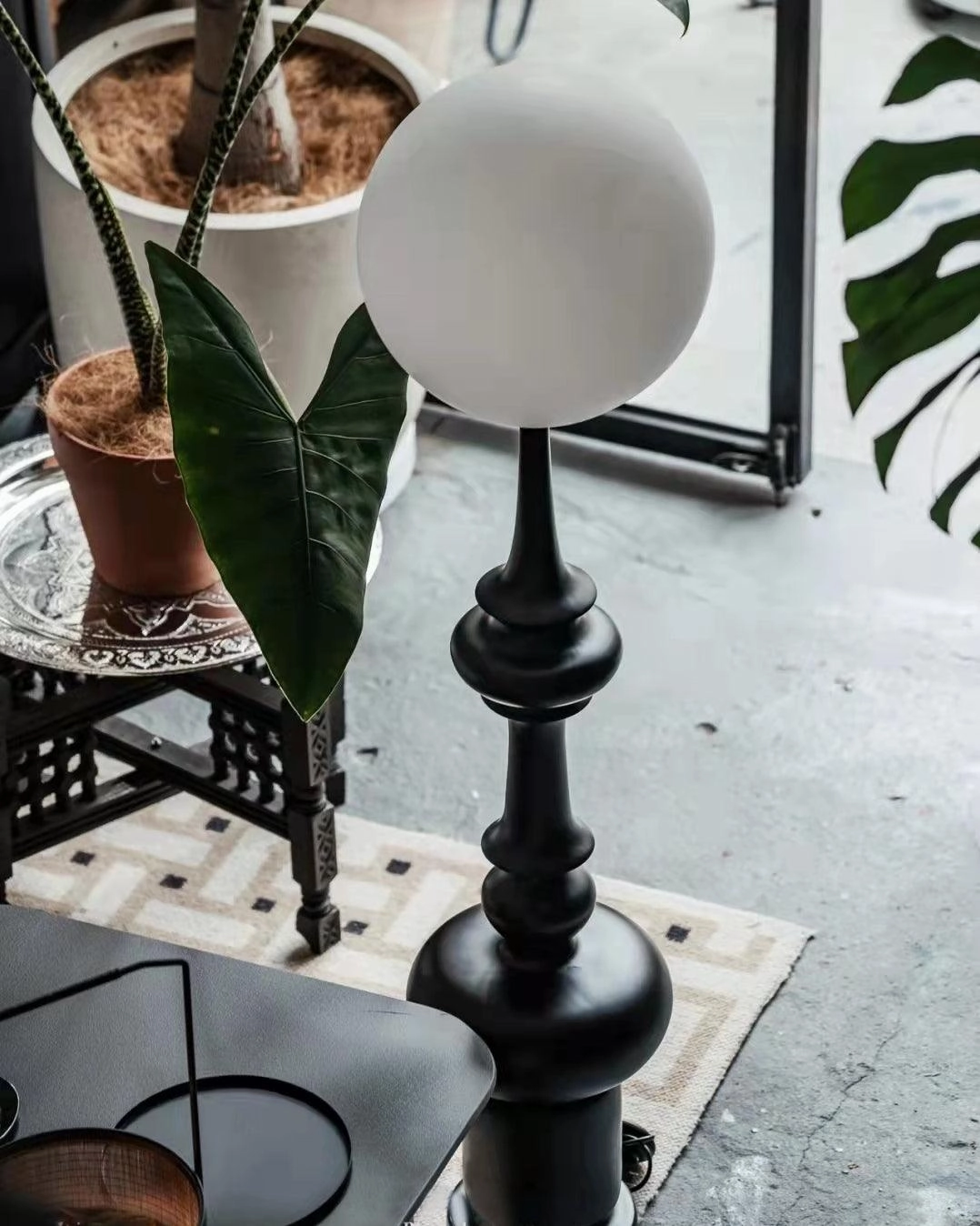 Roman Column Table Lamp