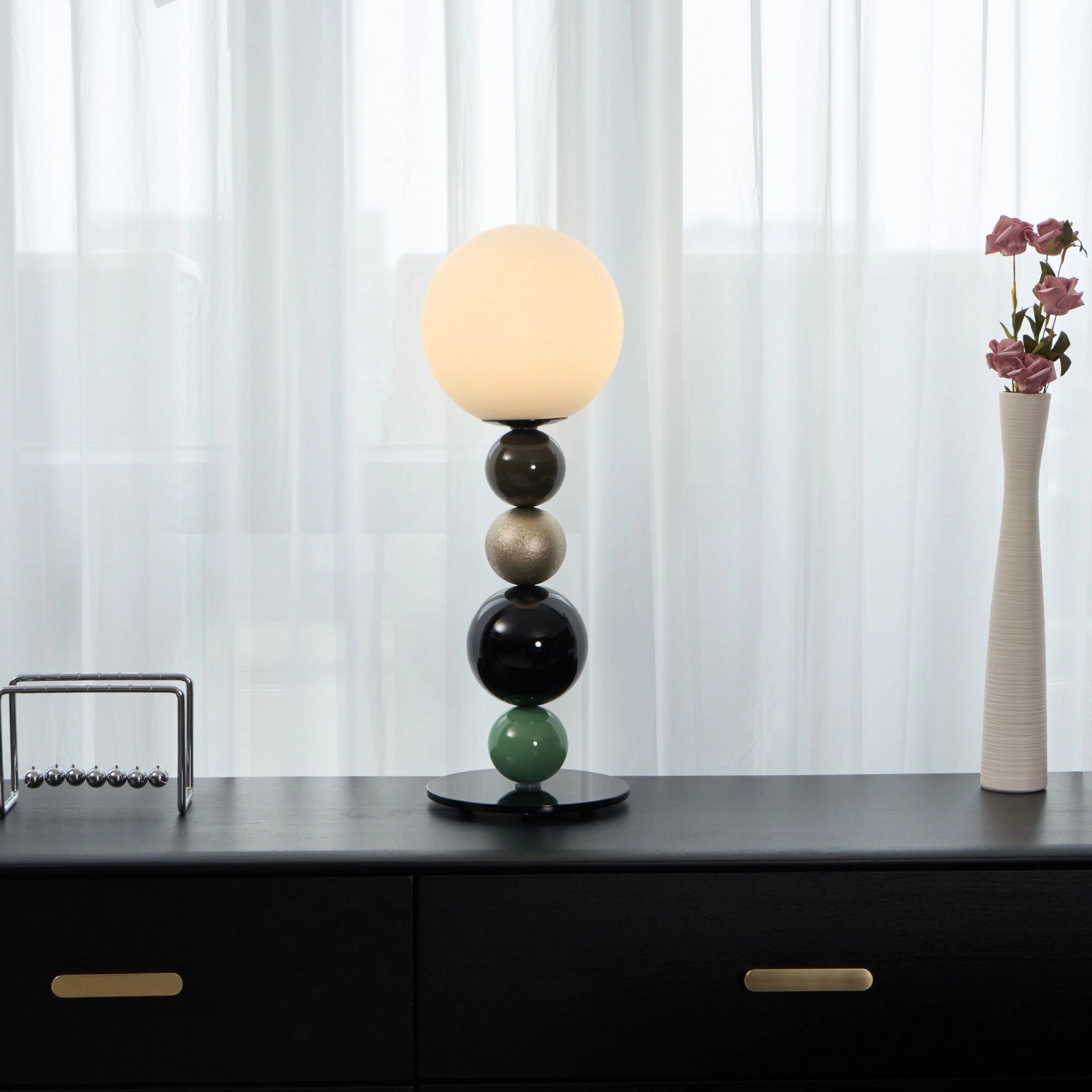 Round Balls Stacking Table Lamp