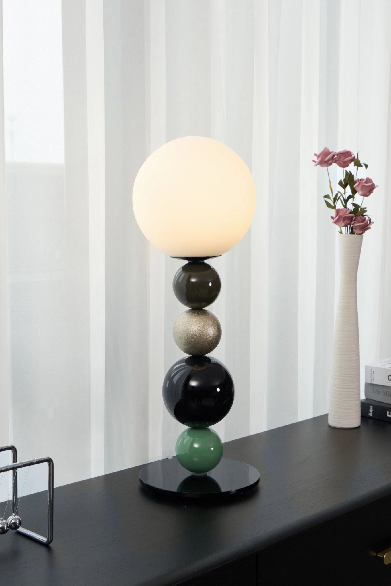 Round Balls Stacking Table Lamp