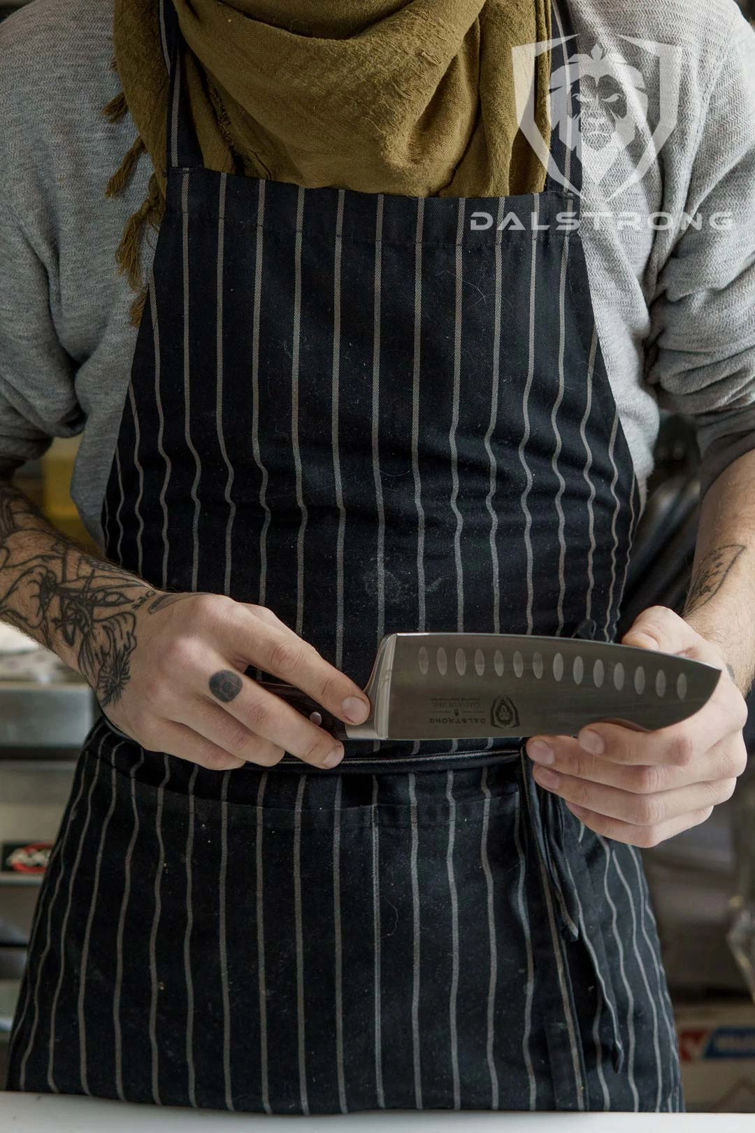 Santoku Knife 7" | Gladiator Series | NSF Certified | Dalstrong 