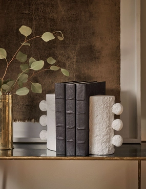 Sanya Bookends (Set of 2) by Regina Andrew home decor,home accents,interior accessories