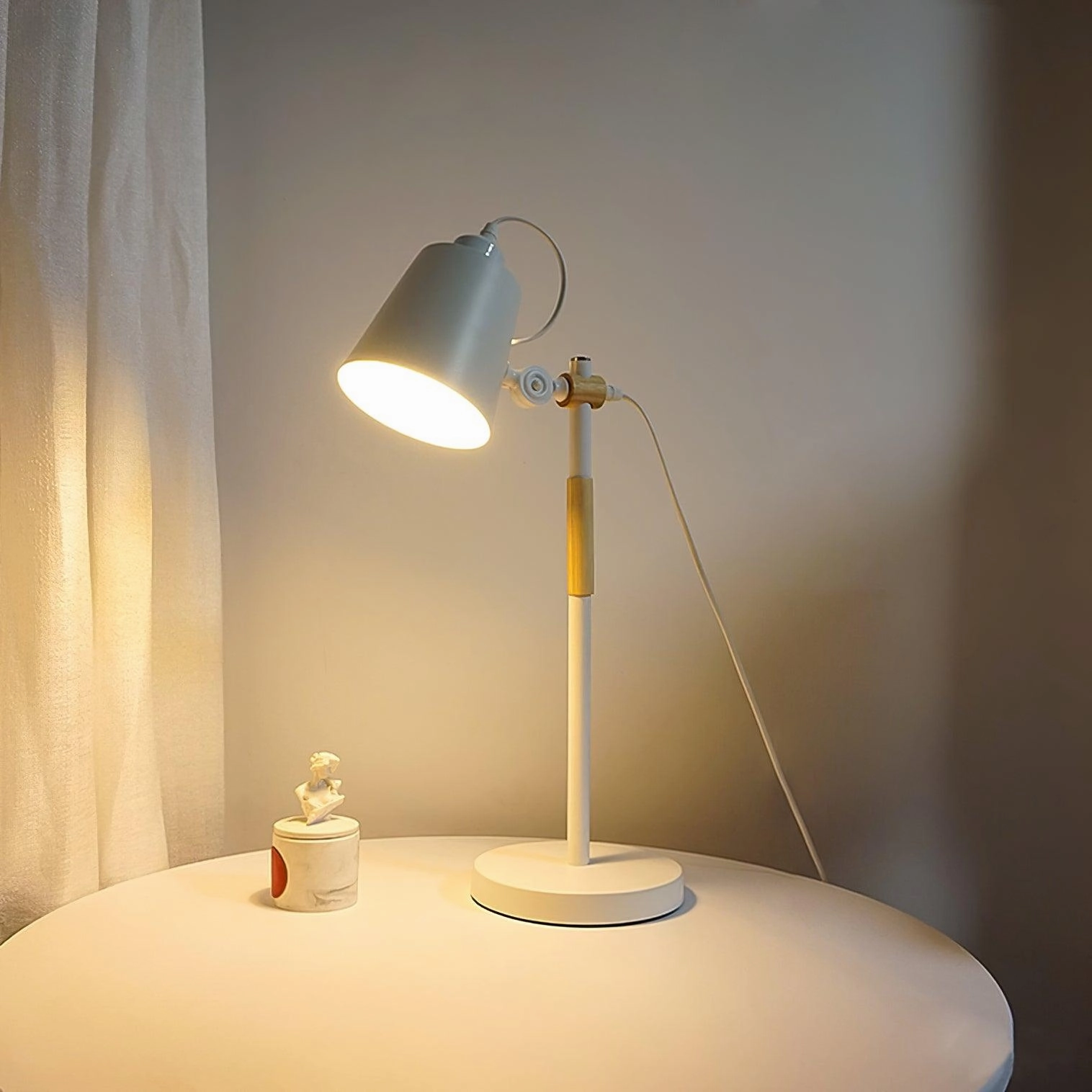 Scantling Desk Lamp