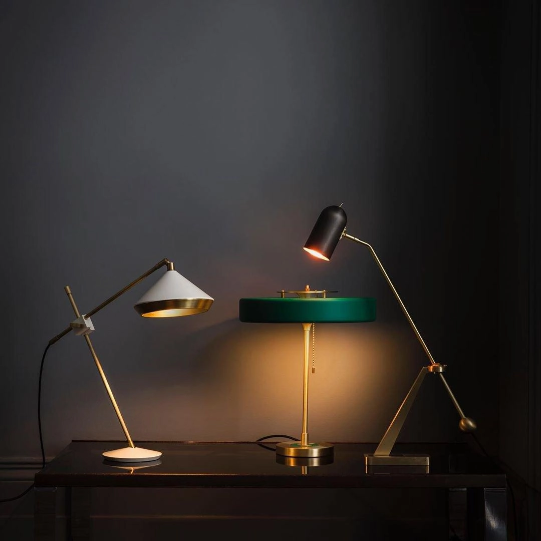 Shear Table Lamp