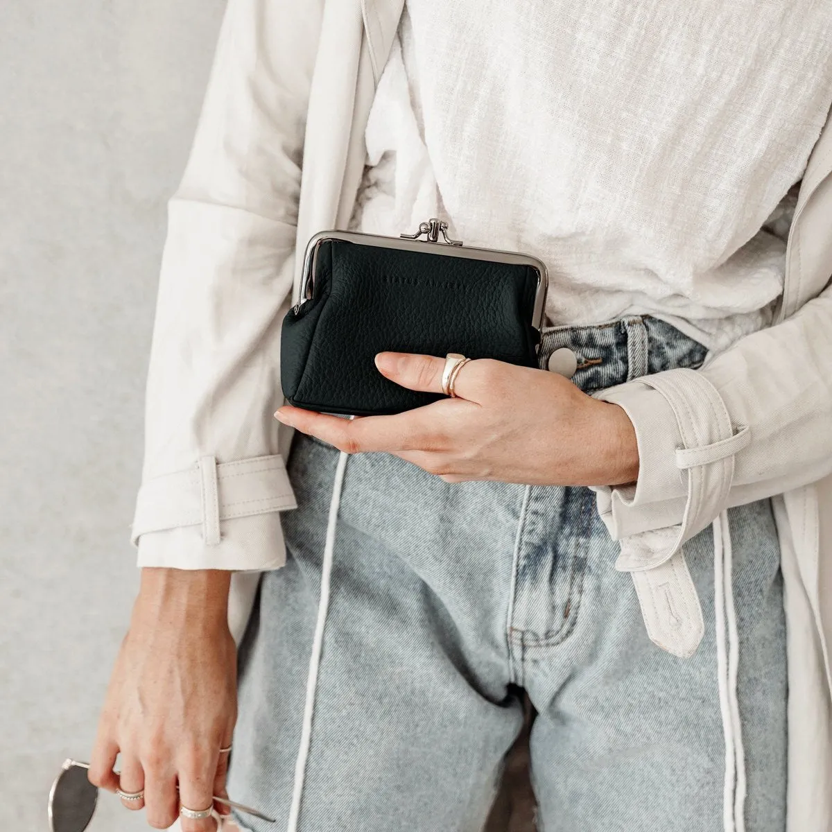 Status Anxiety Volatile Black Wallets_Status-Anxiety
