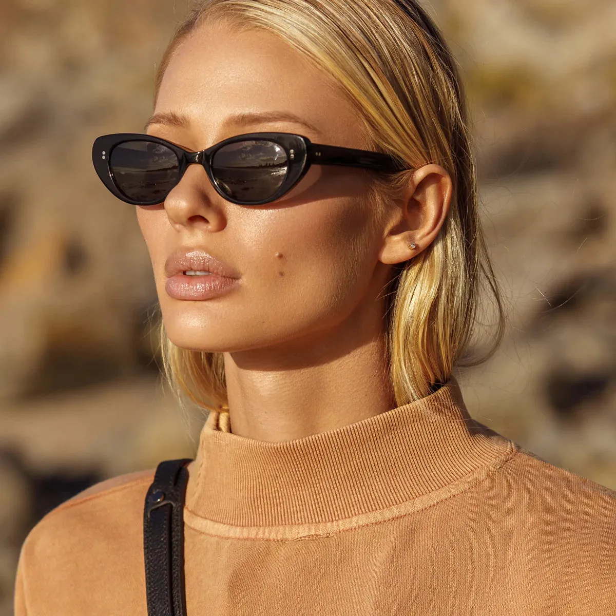 Status Anxiety Wonderment Black Sunglasses_Status-Anxiety