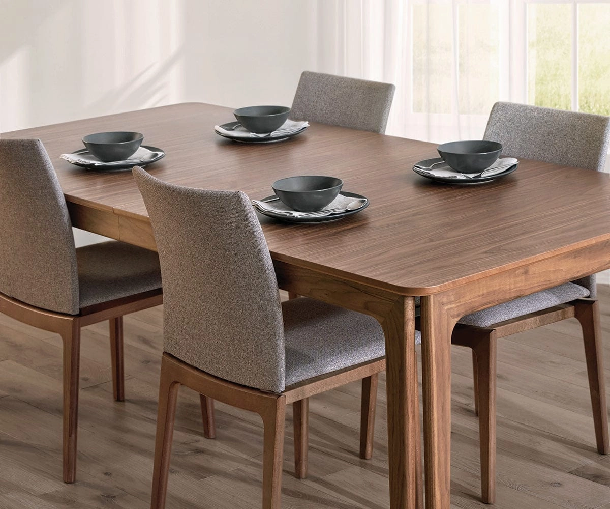 Sundby Extension Table