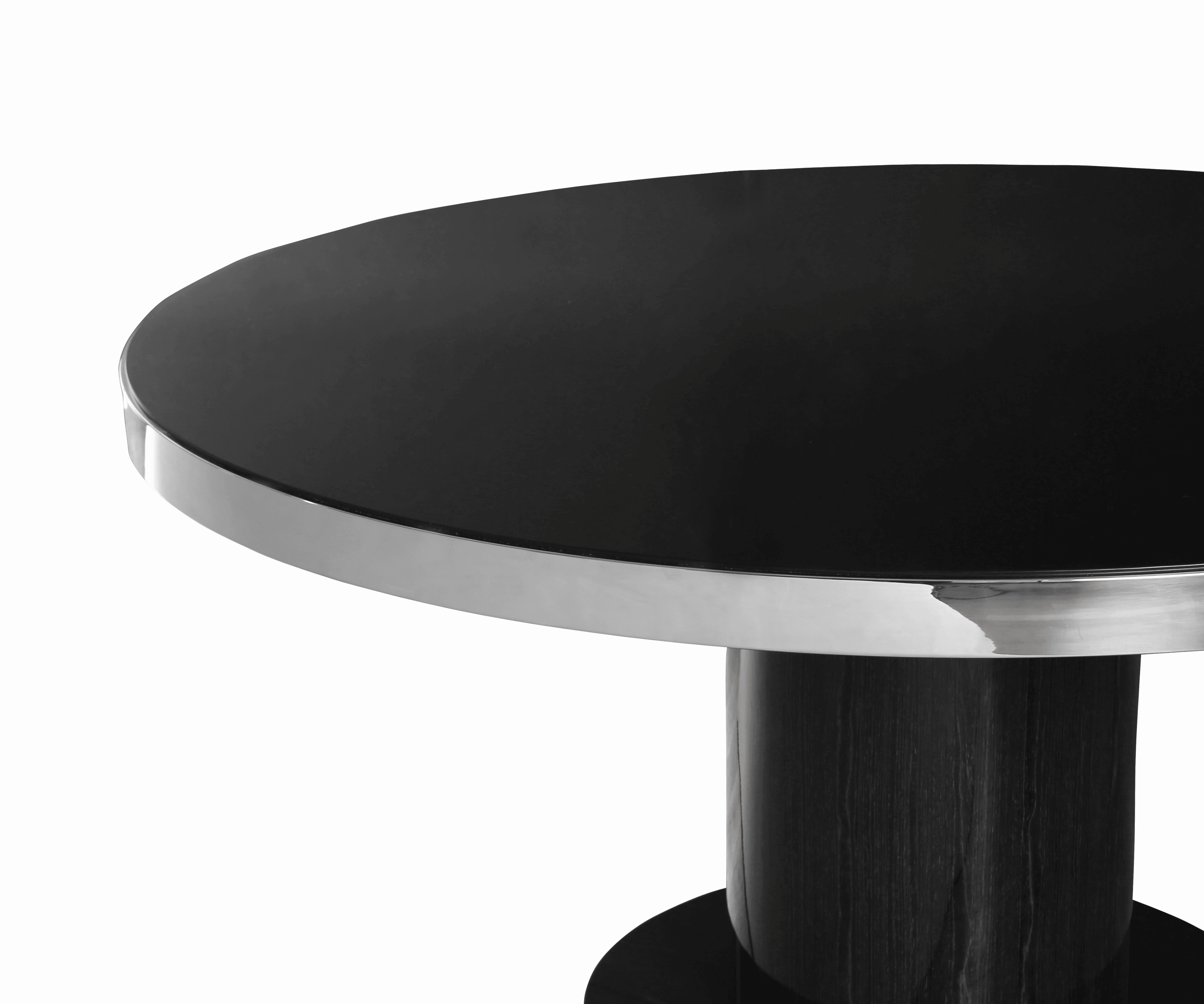 Svante 60" Round Dining Table