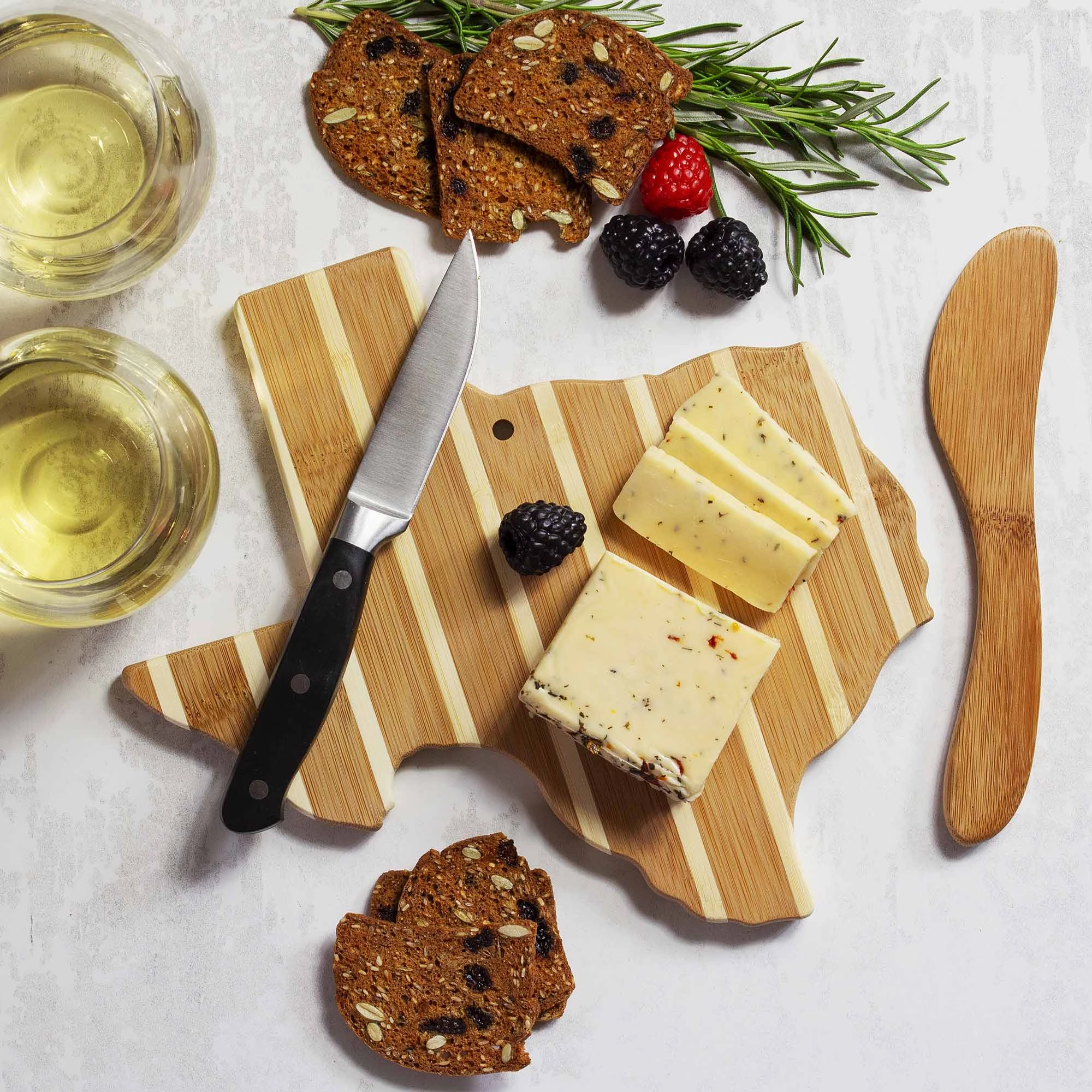 Texas Serving Board with Spreader Knife Gift Set