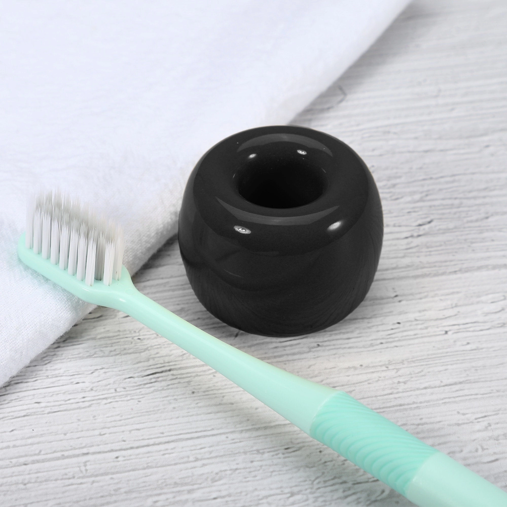 Toothbrush Holder, Round Mini Ceramic Toothbrush Holder Electric Toothbrush Holder, 1.65"x1.18", for Bathroom
