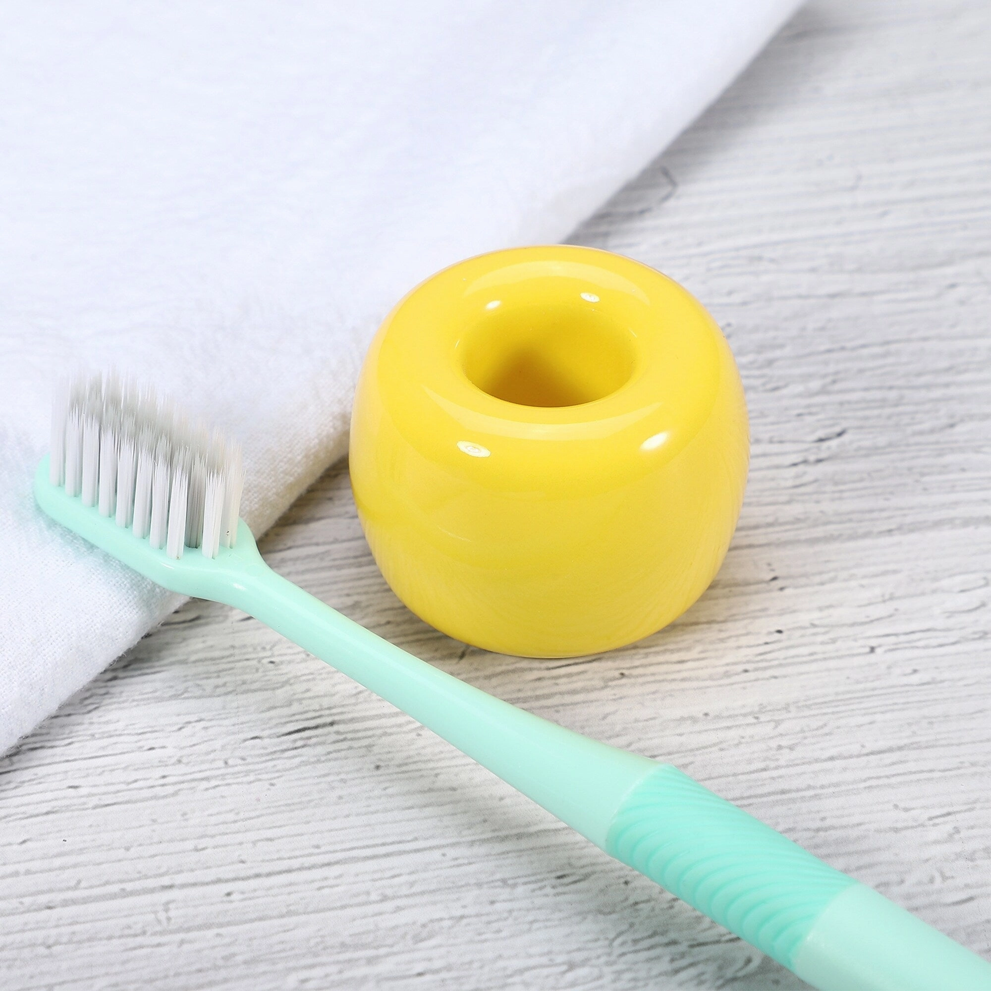 Toothbrush Holder, Round Mini Ceramic Toothbrush Holder Electric Toothbrush Holder, 1.65"x1.18", for Bathroom