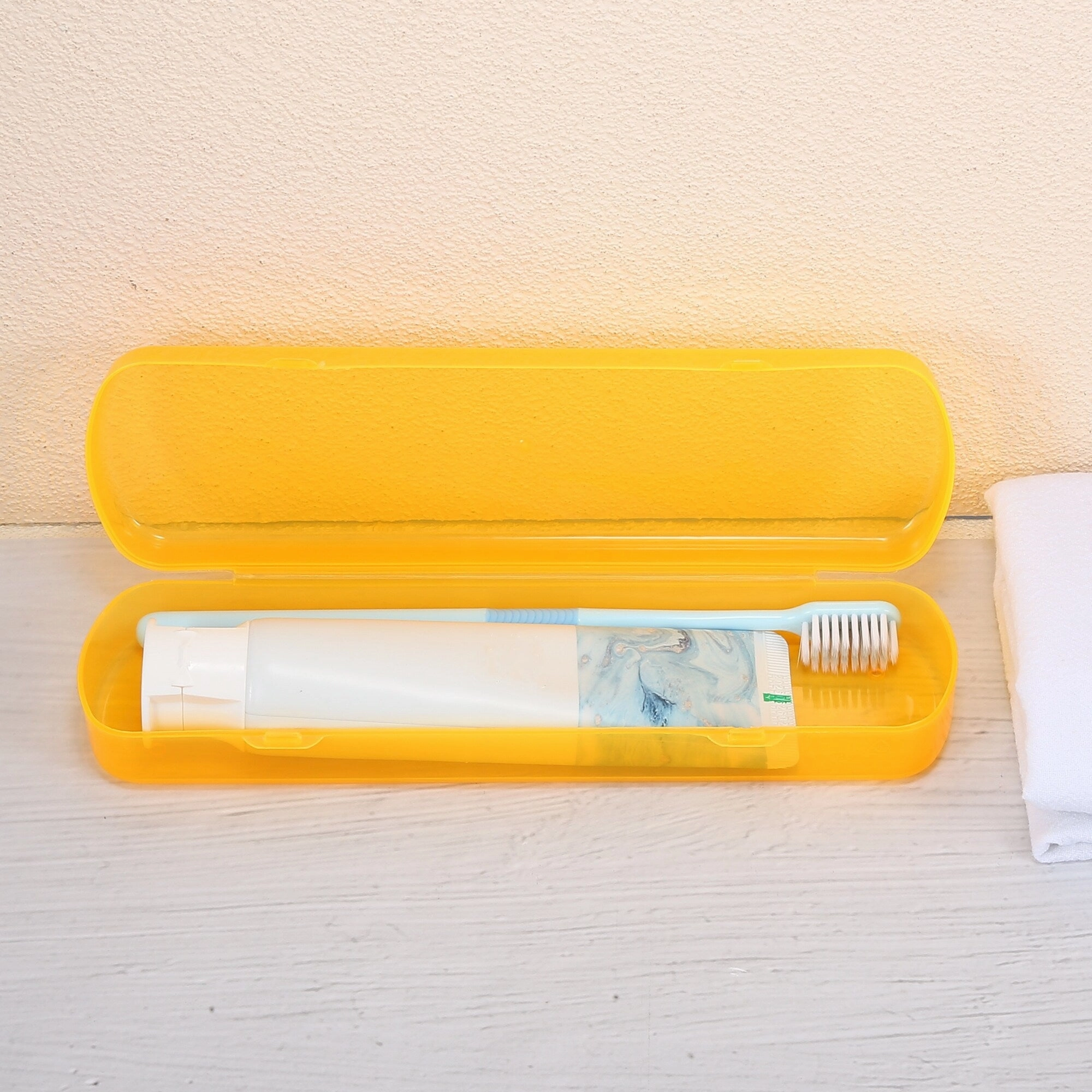Toothbrush Travel Case, Plastic, Lightweight Traveling Toothbrush Holders Case, 2.17"x1.38"x8.07"