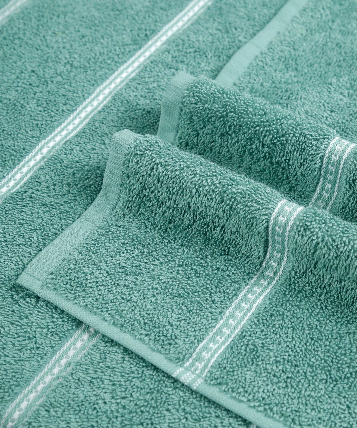 Urban Comfort 100% Cotton Bath Towel, Durable, Light Weight, Dry Fast, Shell Green