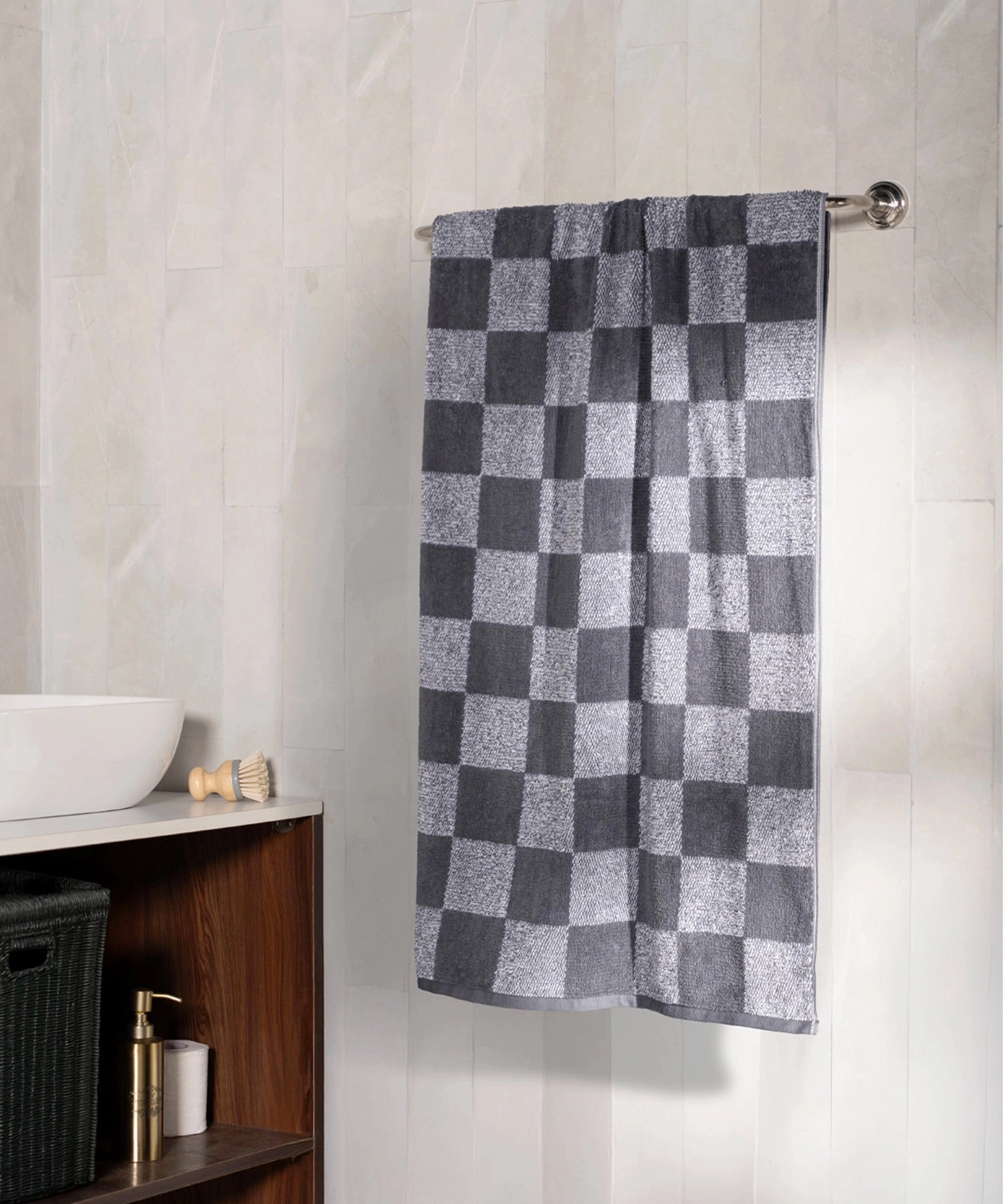 Urban Comfort Fashion Collection, 450 GSM, 100% Cotton, Bath Towel, Soothing Grey