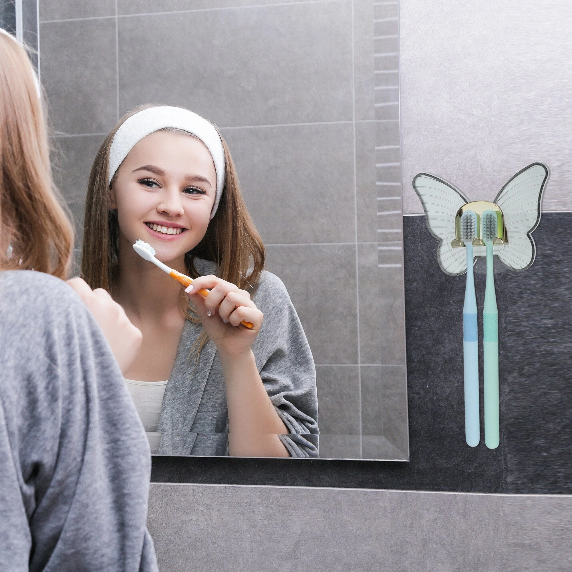 Wall Mounted Toothbrush Holder, Wall Toothbrush Holder for Bathrooms, Cute Hanging Toothbrush Holder, 4.33"x3.35"