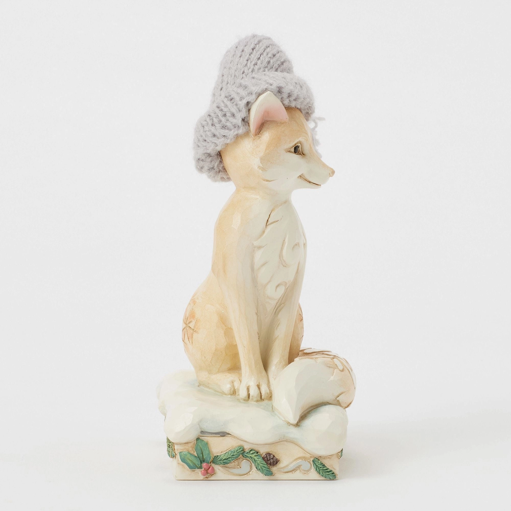 Wdlnd Fox with Knit Hat Fig