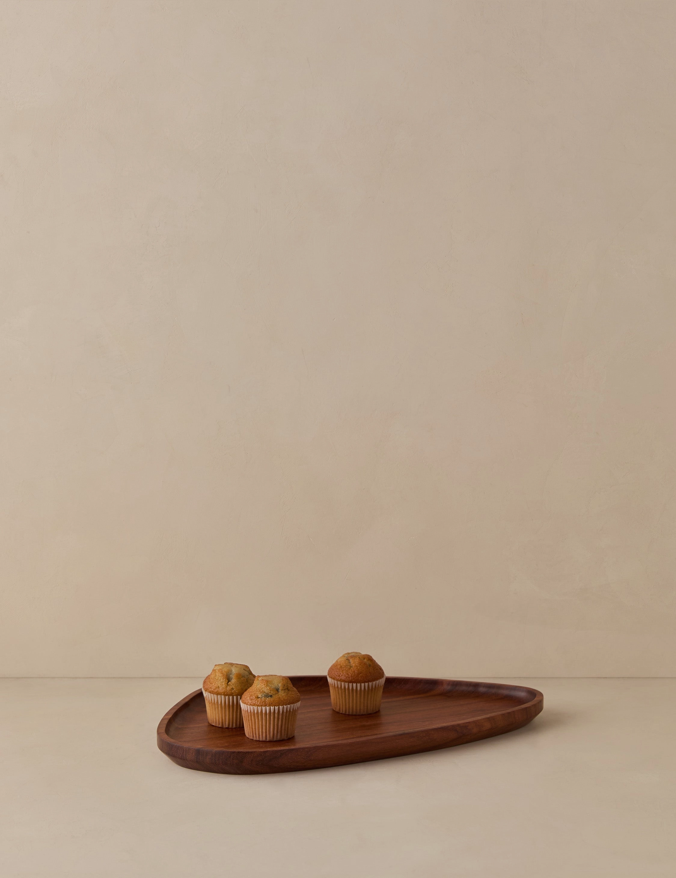 Wood Leaf Tray by Itza Wood