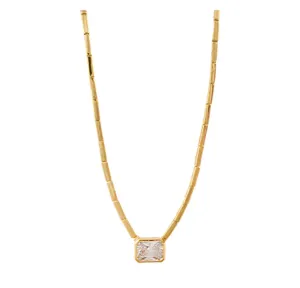 Zahar Marley Necklace Shoes_Bianc-Jewellery