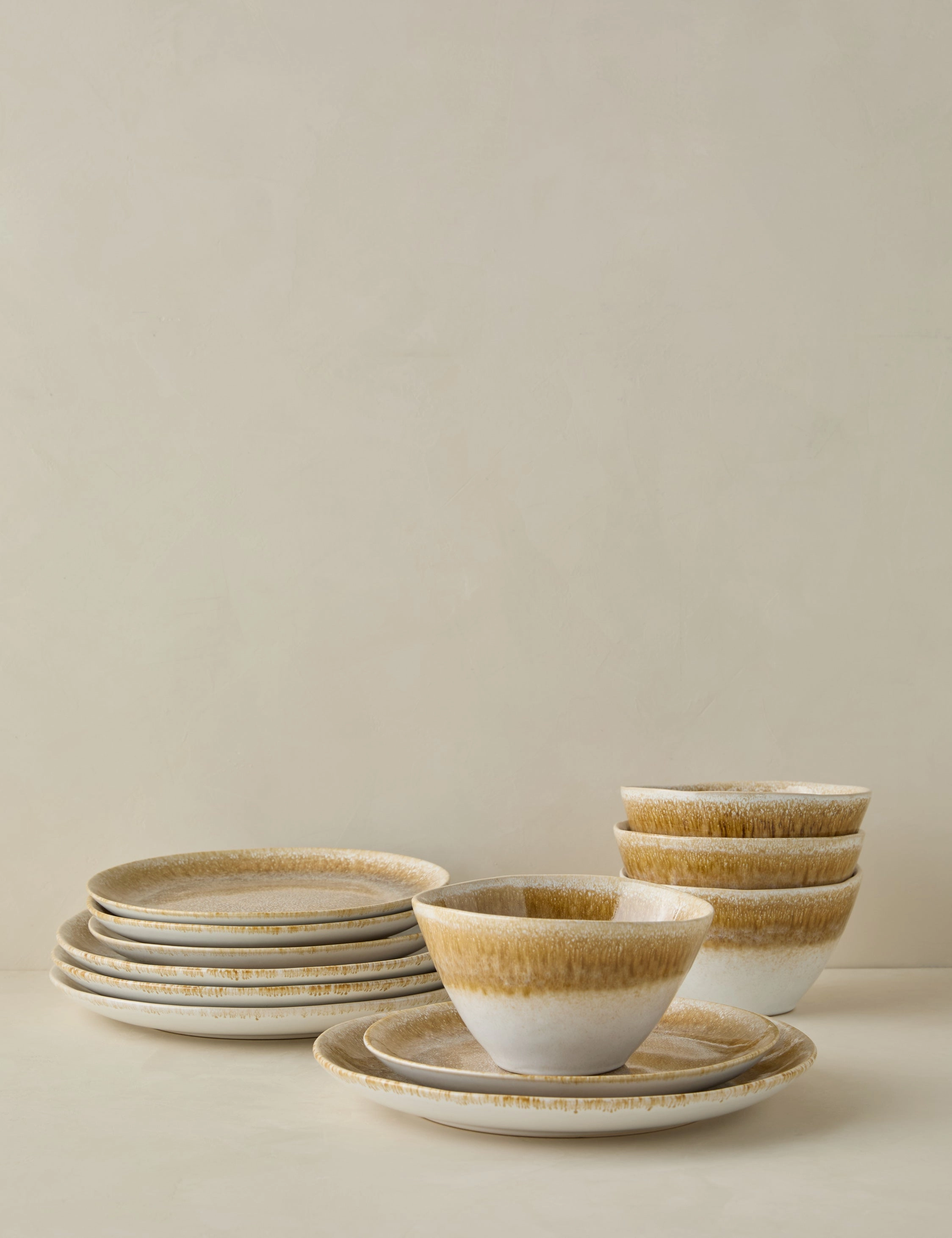 Zaria Stoneware Dinnerware home decor,home accents,interior accessories