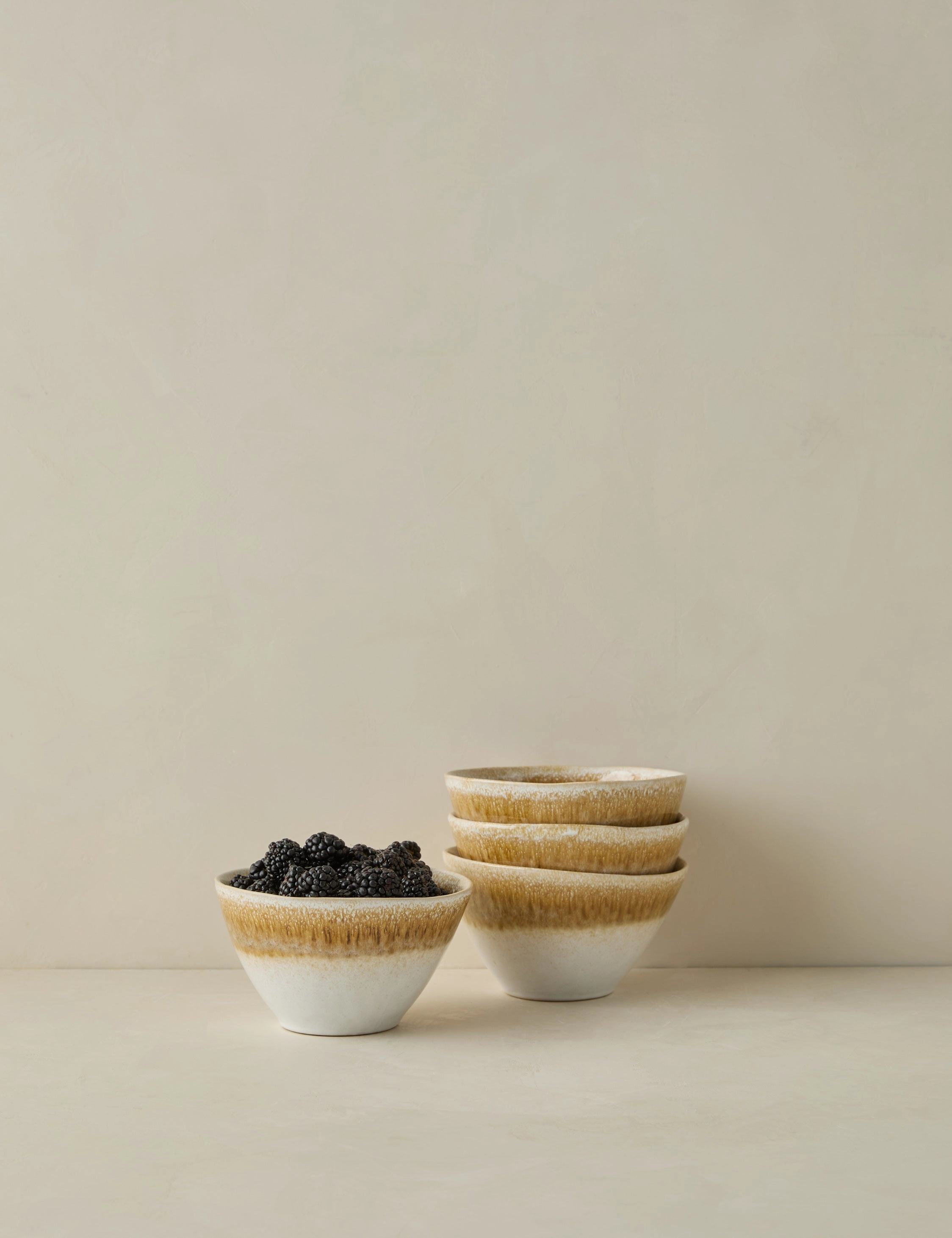 Zaria Stoneware Dinnerware